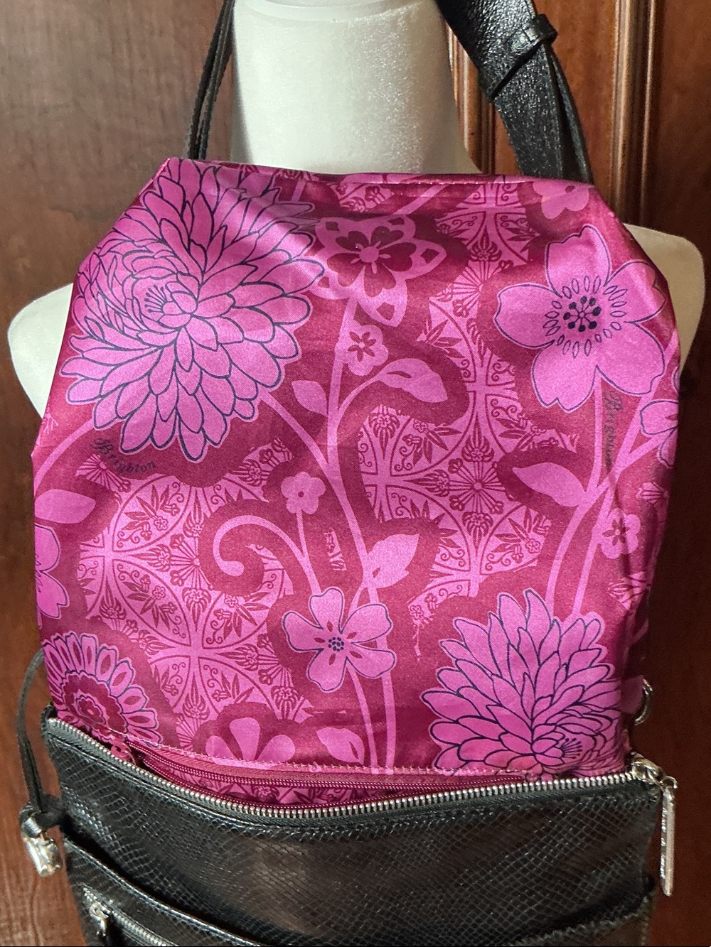 Brighton Black Textured Leather Messenger Bag - Picture 3 of 7